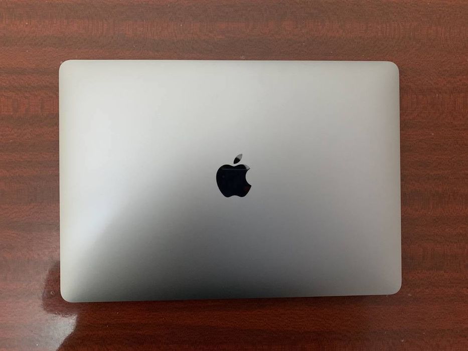 MACBOOK Air m1 серый космос. 256 Серый.