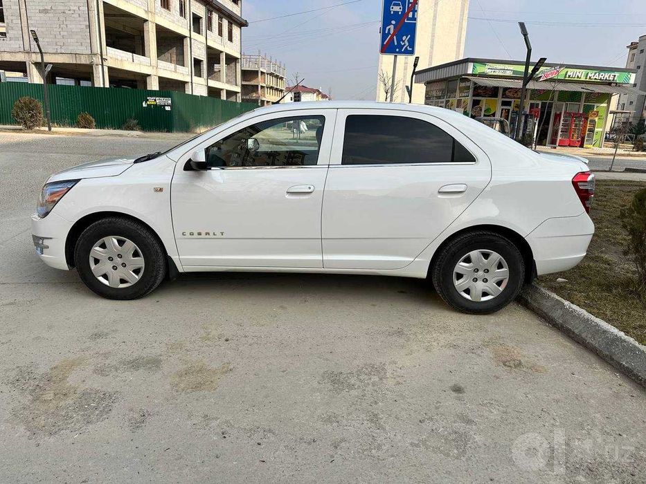 Sedan cobalt GX14ATB