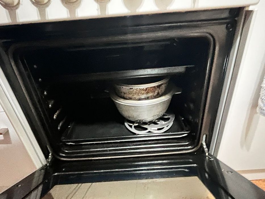 Продам газовую плиту
