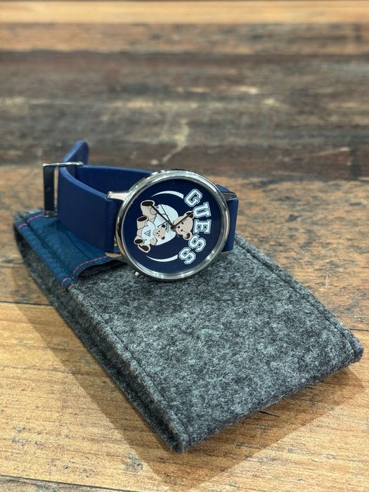 Унисекс часовник Guess