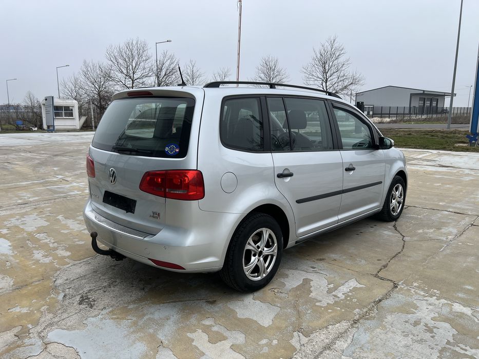 VOLKSWAGEN Touran 2012 — imagine 5