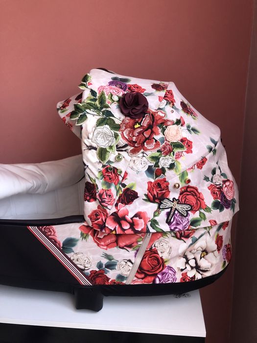 Cybex priam spring bollossom бебешка количка