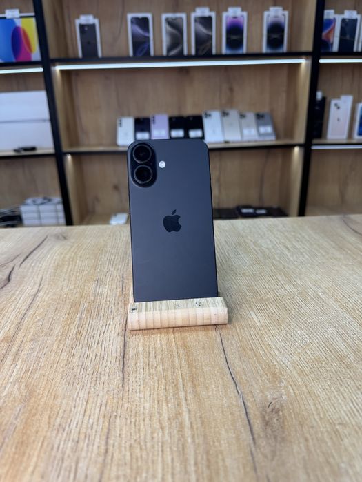 Телефон iphone 16  128 gb 97% черный