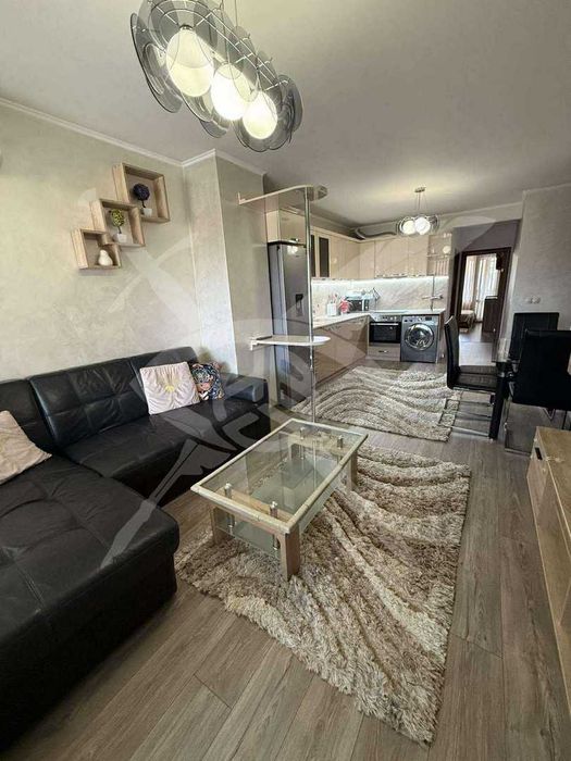 Дава се под наем Тристаен апартамент в София, Витоша - 100 кв.м за 1100 € - Снимка #9