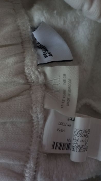 Долнище ZARA Hello Kitty and friends