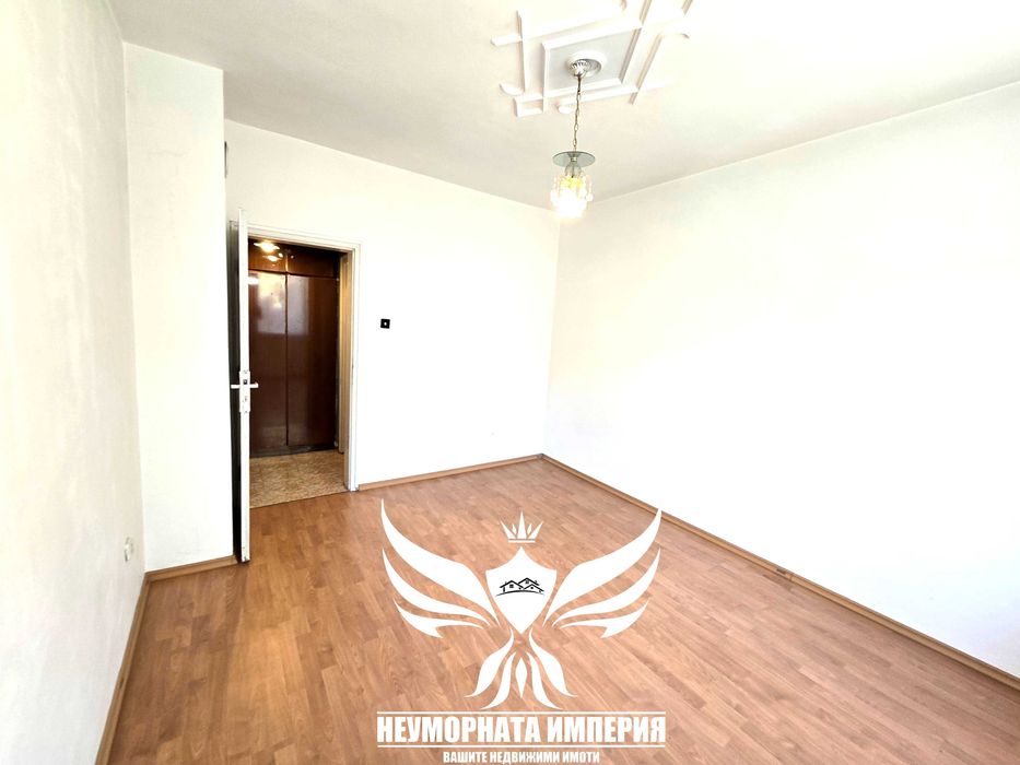 Дава се под наем Четиристаен апартамент в Асеновград - 108 кв.м за 400 € - Снимка #12