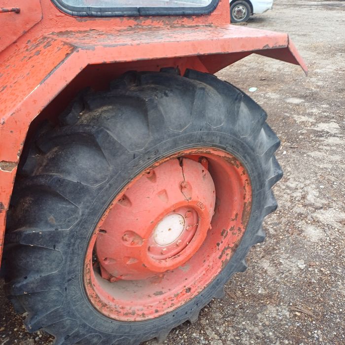 De vanzare tractor 445 4x4