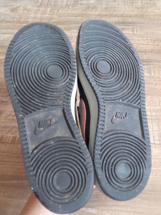 Маратонки Nike Air Fors номер 42,5