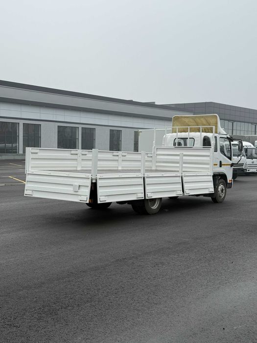 Бортовой фургон FAW Tiger V 4х2 объем кузова 11,8 куб