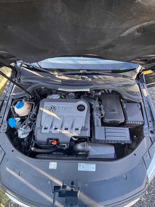 VW Passat CC, 2.0 170 cp / distribuție, ambreiaj, EGR schimbate