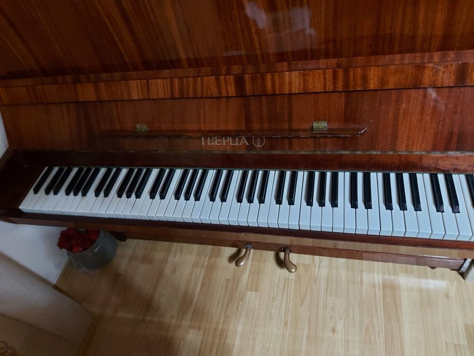 Pianina,   pian, stare buna