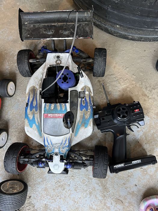 Aeromodele pe benzina lot