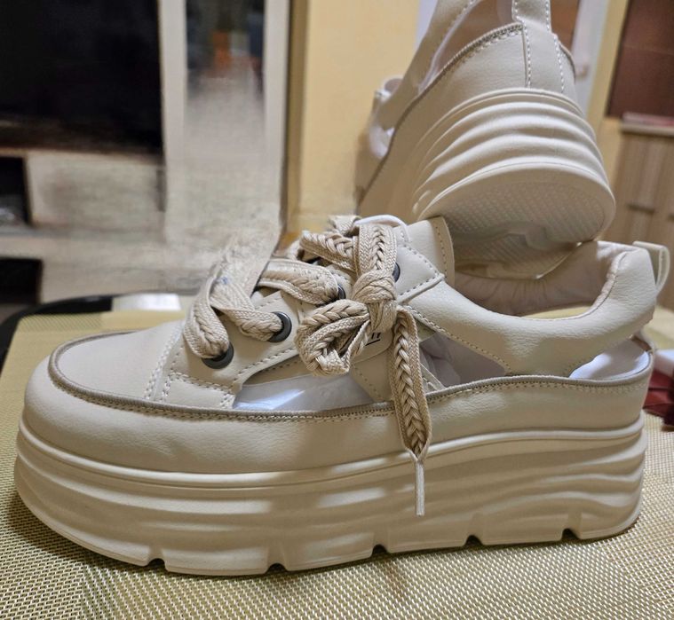 дамски сандали на платформа