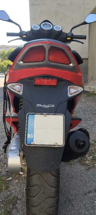 Скутер Malaguti Phantom 12R