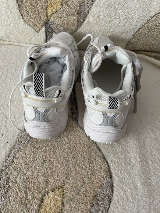 Off-White BRB silver