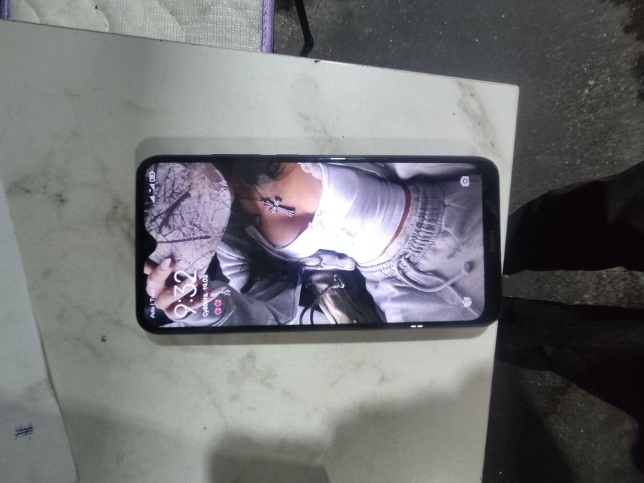 Продам редми 8а состояние хорошее есть торг