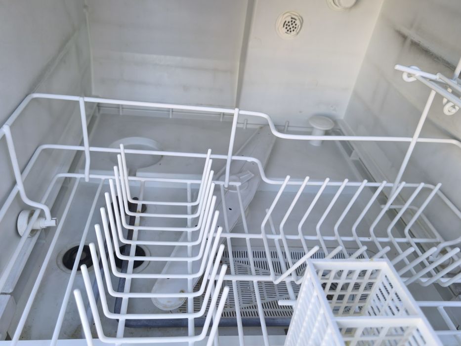 Малка съдомиялна машина Morris