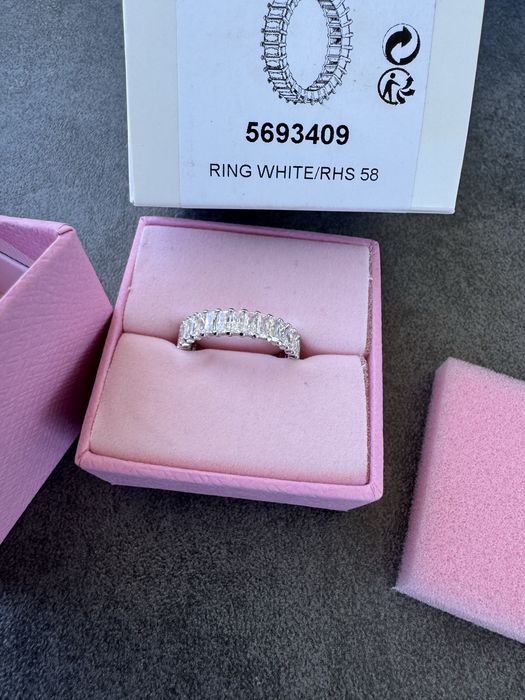 Bijuteri Swarovski noi
