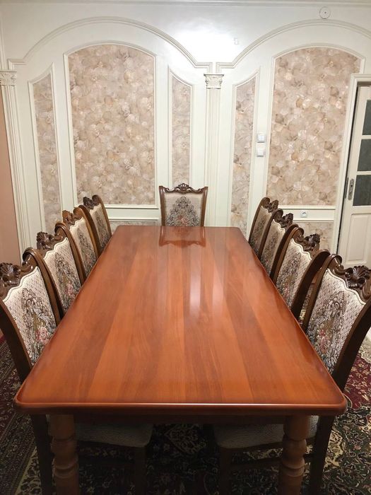 Стол стул сотилади