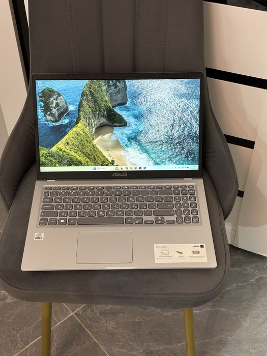 Офисный ноутбук Asus