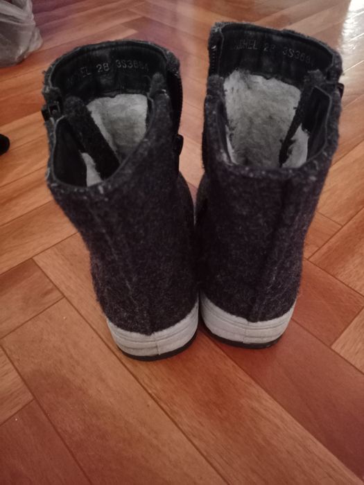 Продам сапоги Юничел на мальчика