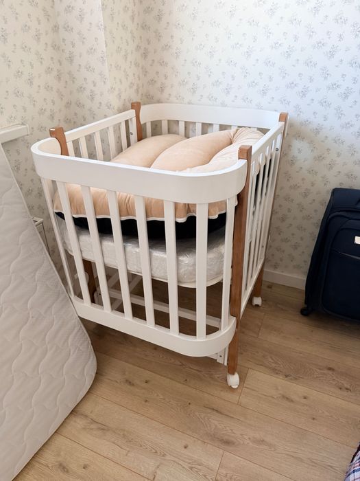 Продаем детскую кроватку