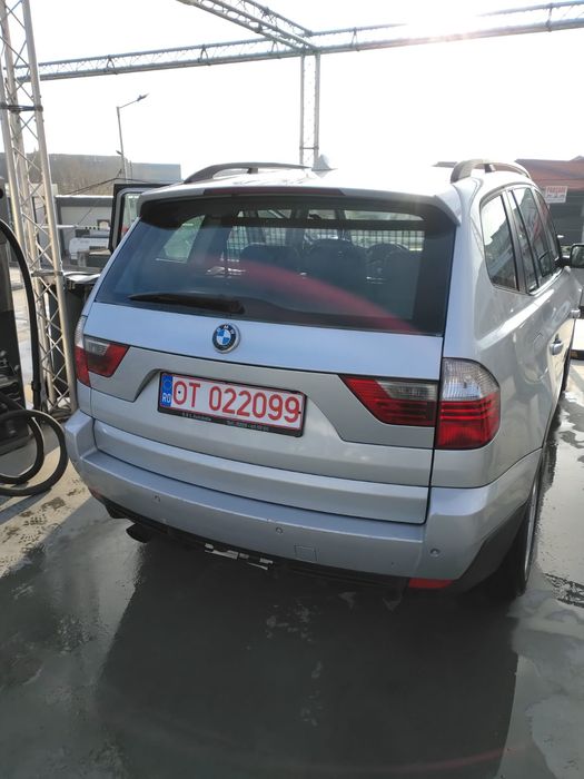 Vând schimb x3 an 2009