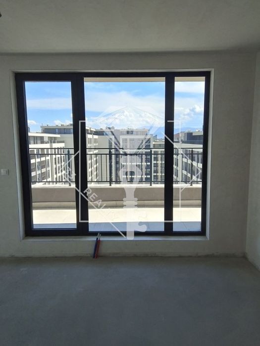 Продава се Двустаен апартамент в Пловдив, Тракия - 100 кв.м за 1390 €/кв.м - Снимка #2