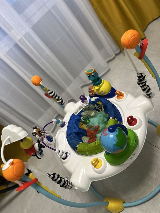 Centru de activitati Journey of Discovery Jumper Baby Einstein