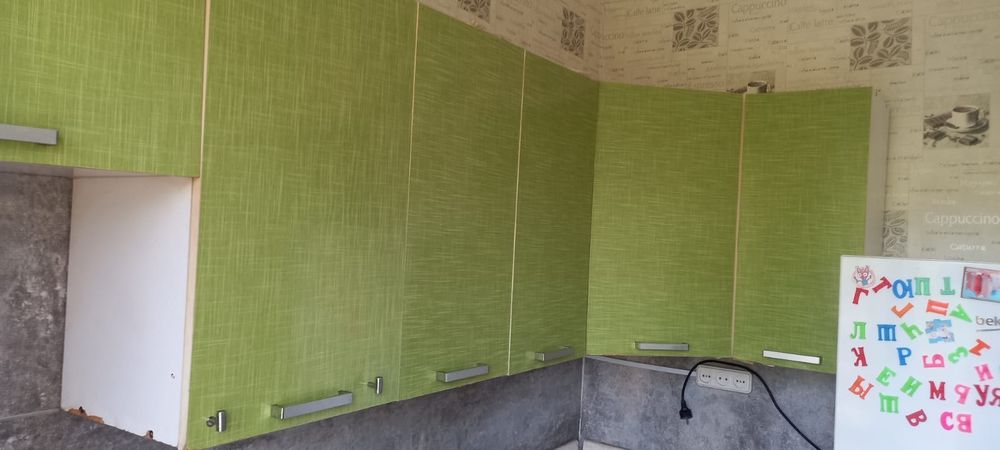Срочно продается кухонный гарнитур