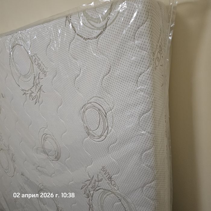 Матрак с размер 164/190/20 см.