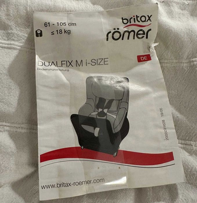 Scaun auto rotativ pentru copii cu baza inclusă Dualfix Britax