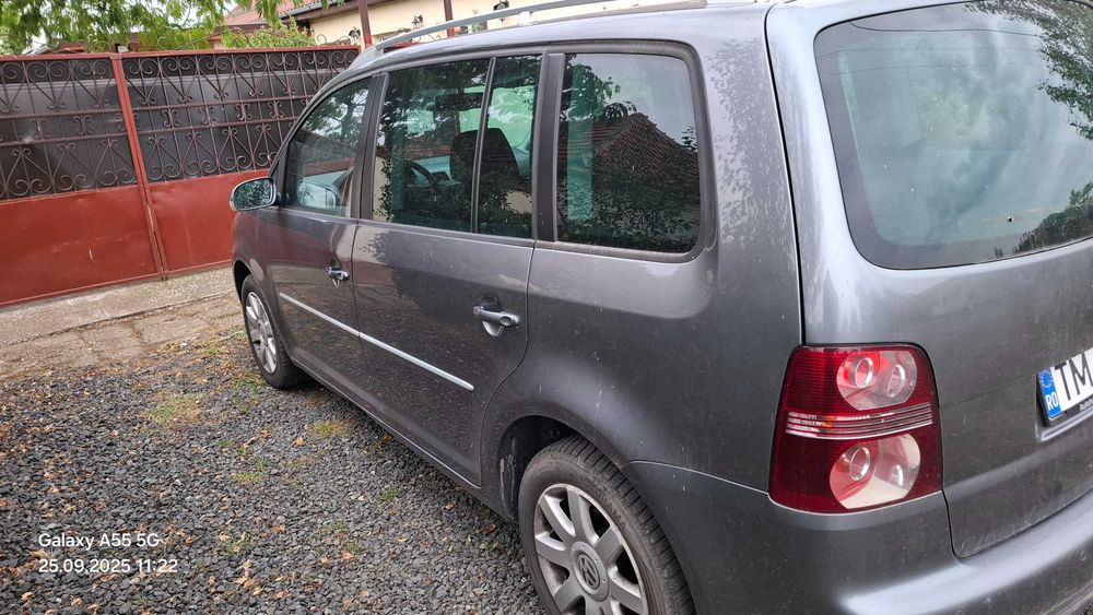 VOLKSWAGEN Touran 2007 — imagine 3