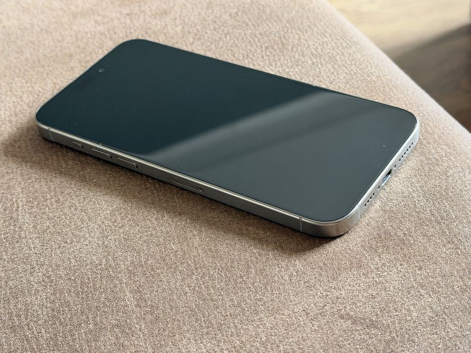 Iphone 15 pro max natural Icloud