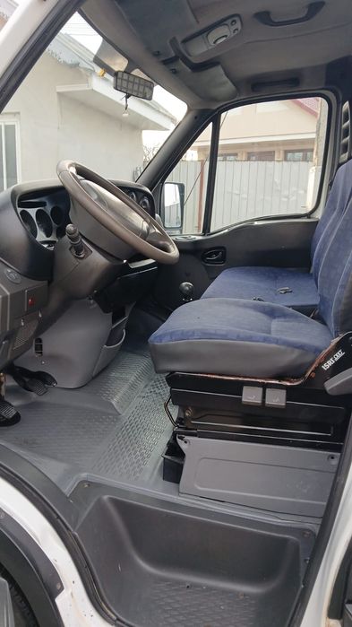 Vând  iveco dayli basculabil