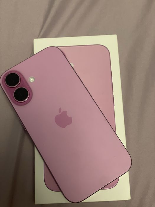 Iphone 16 aproape nou