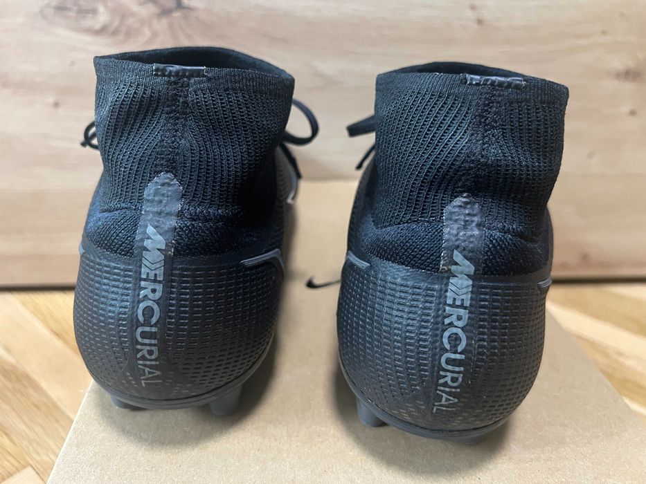 nike mercurial vapor SUPERFLY 8 ACC бутонки ,калеври ,футболни обувки номер 45,5