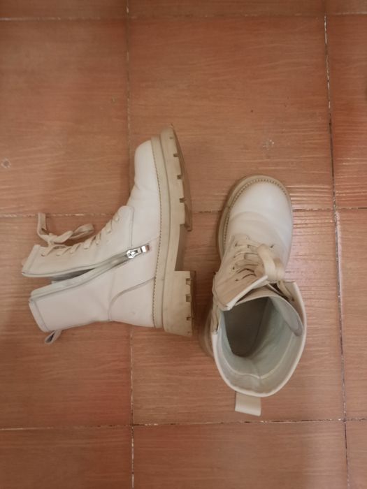 Продам зимние ботинки