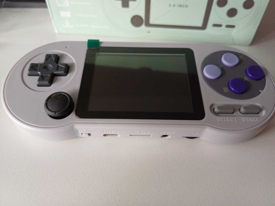 Портативна конзола за ретро игри - SF2000 - 6167 игри (16GB)