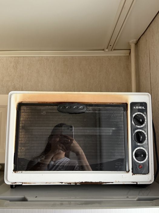 Продам электрическую духовку