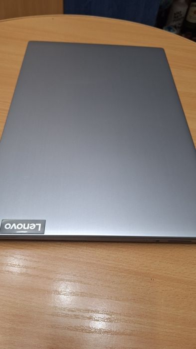 Laptop nou Lenovo Ideapad S145-15AST