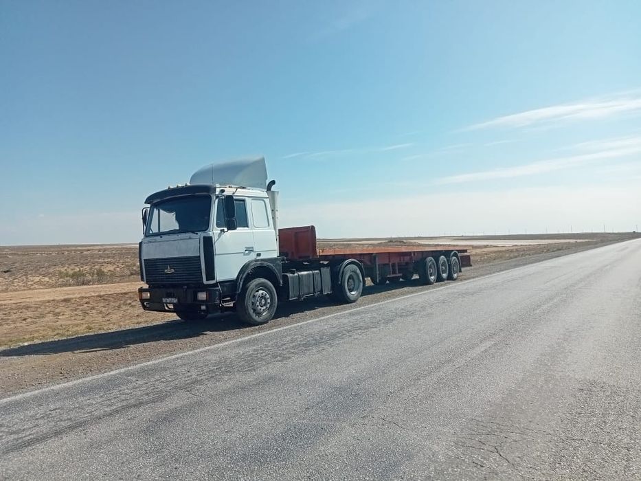 Полуприцеп платформа продам