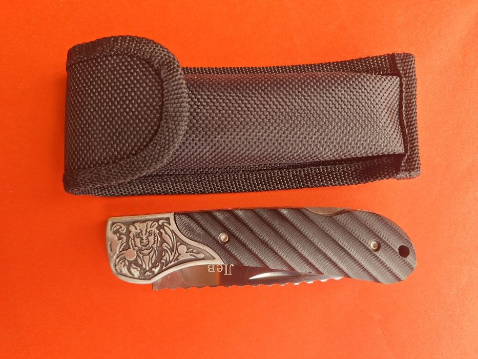 Руски сгъваем нож-Лев