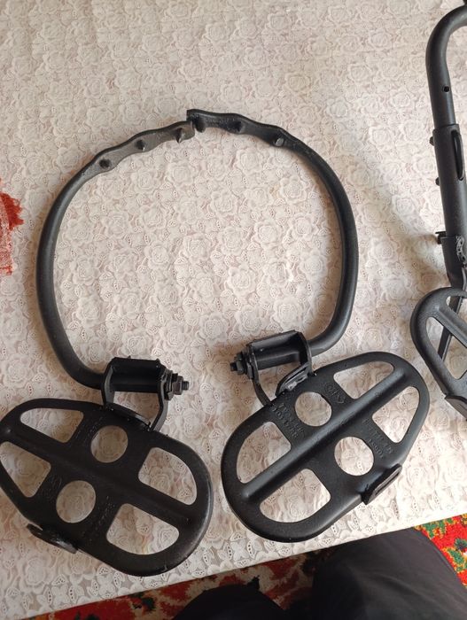 Продаются/Сотилади абсолютно новые лазы и когти по ж/б и деревянным оп