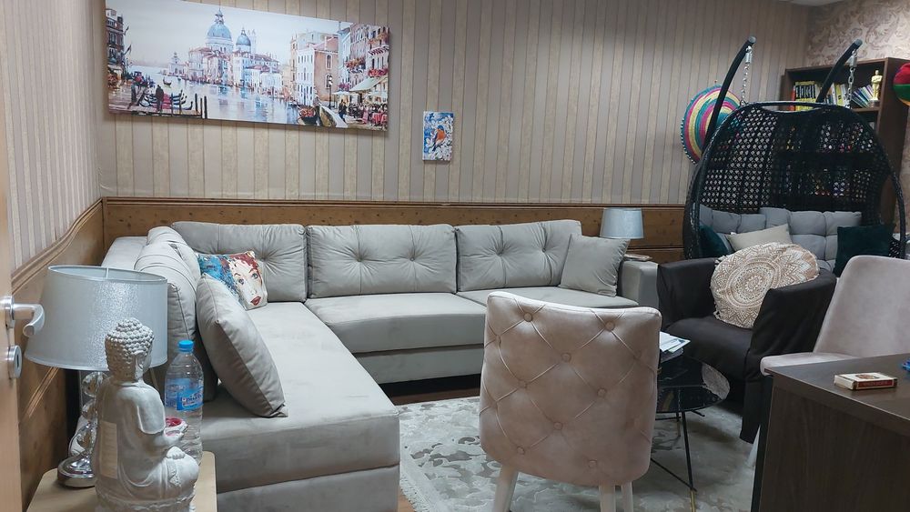 Продавам офис в центъра цена 180 000 ЕВРО