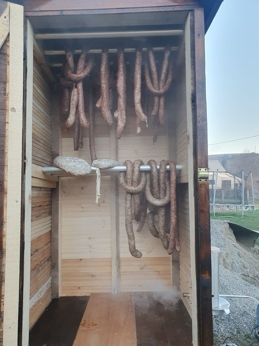 Vand afumatoare traditionala cu generator de fum transport la cerere