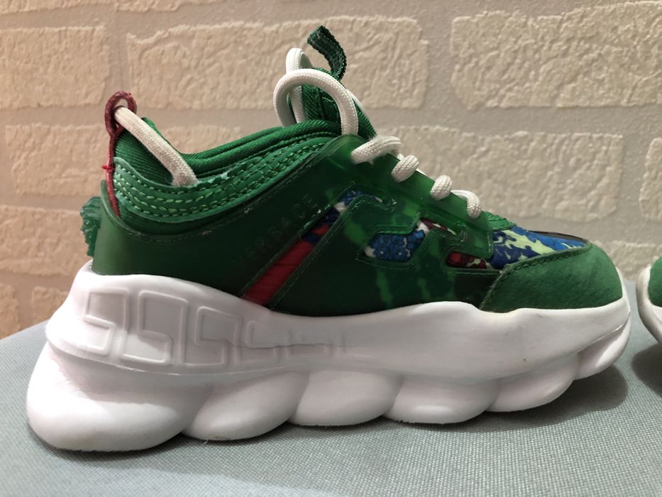 Adidasi Versace marimea 28