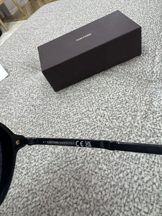 Очки Tom Ford Crosby TF910 — обмен на Iphone 17