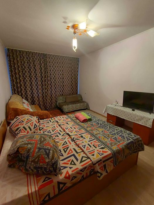 Квартира посуточно микр. Орбита 3