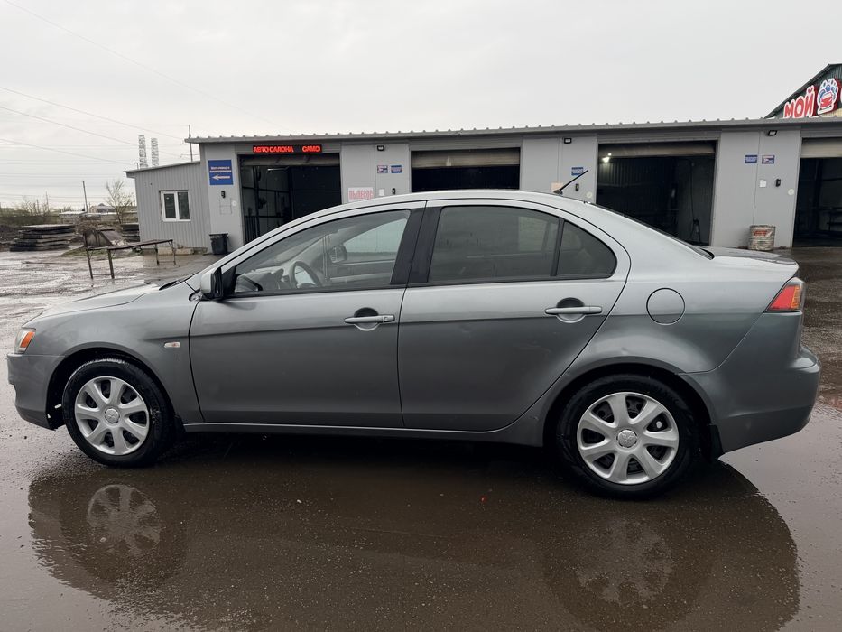 Продам Mitsubishi Lancer